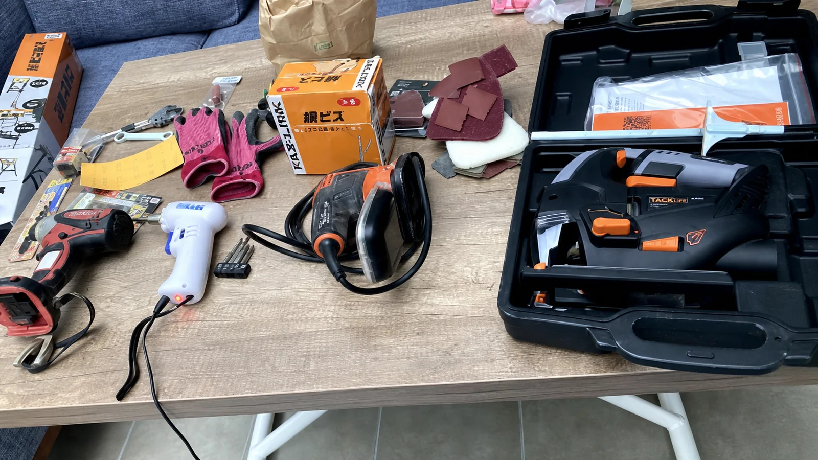 ベビーベッド制作で使用した電動工具と研磨用品